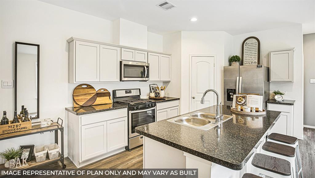 1342 Heather Rosewood Lane, Conroe, Texas image 3