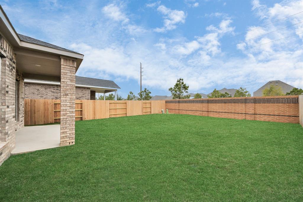 24834 Harrow Meadow Drive, Katy, Texas image 9