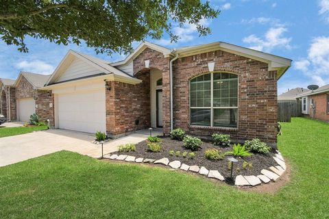 Single Family Residence in Houston TX 6502 Brimridge Lane 1.jpg
