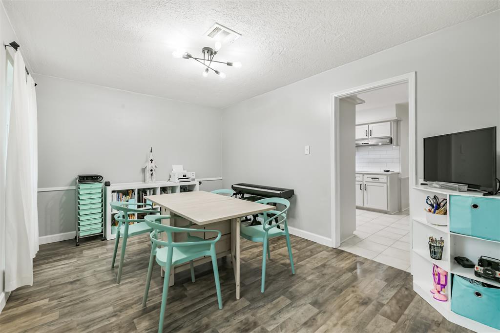 19614 Hurst Wood Drive, Humble, Texas image 10