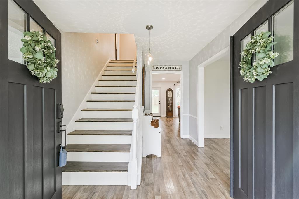 19614 Hurst Wood Drive, Humble, Texas image 4