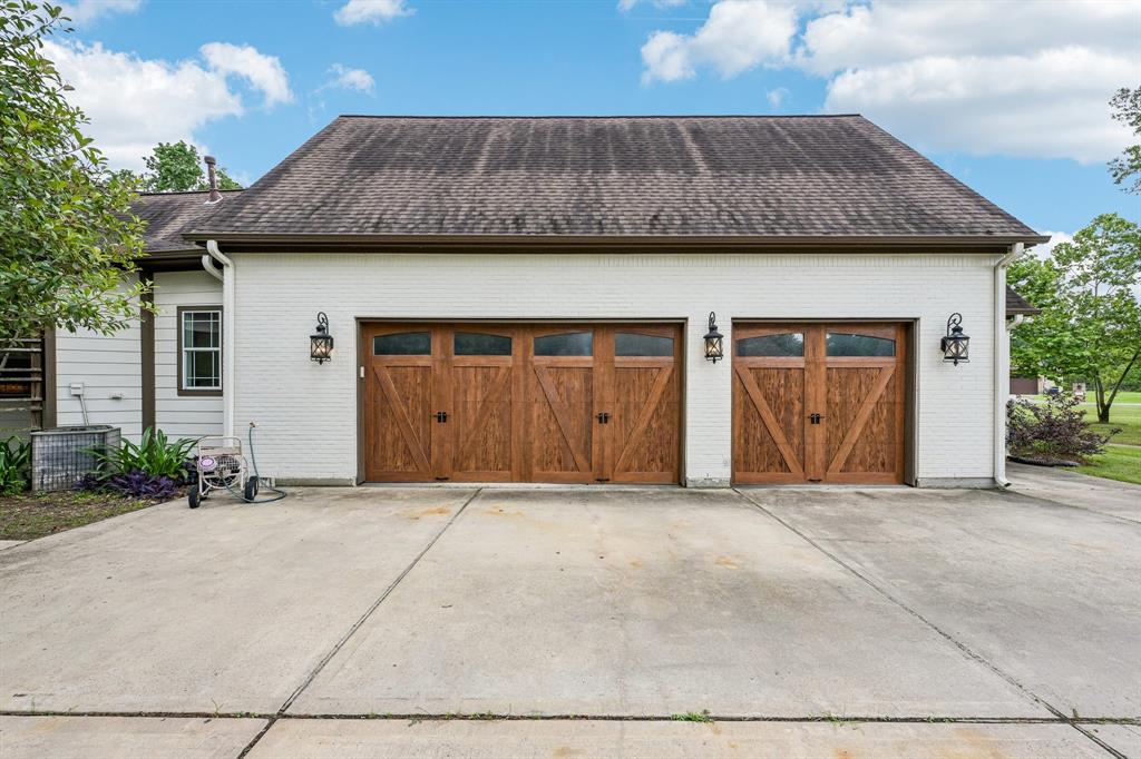 12061 Oak Forest Lane, Conroe, Texas image 43