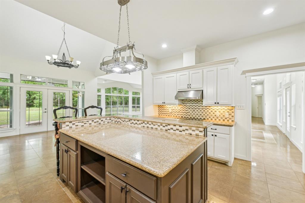 12061 Oak Forest Lane, Conroe, Texas image 19