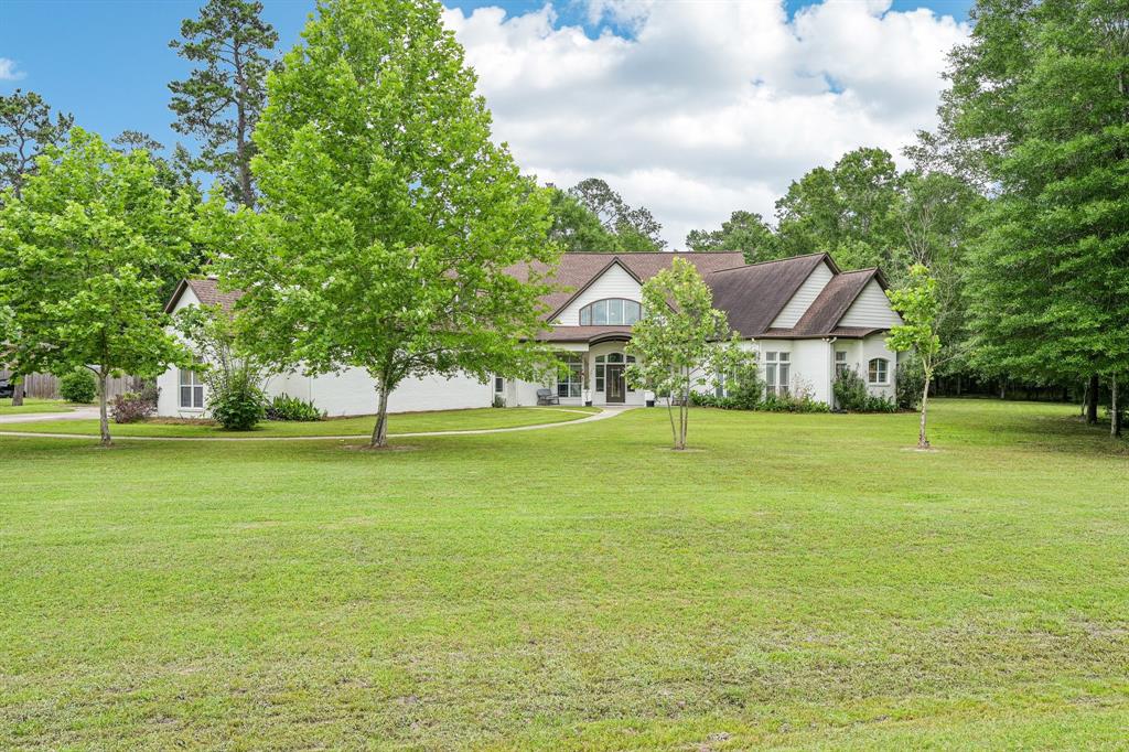 12061 Oak Forest Lane, Conroe, Texas image 2