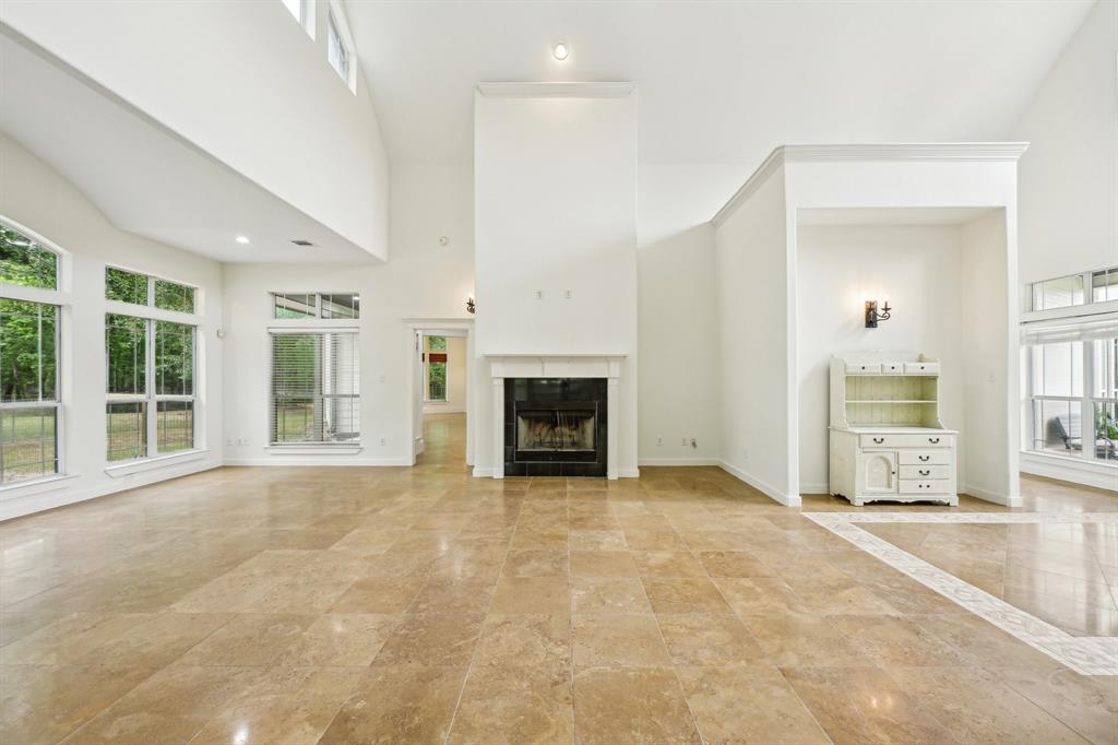 12061 Oak Forest Lane, Conroe, Texas image 7