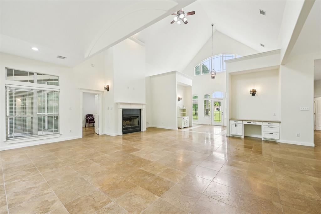 12061 Oak Forest Lane, Conroe, Texas image 8