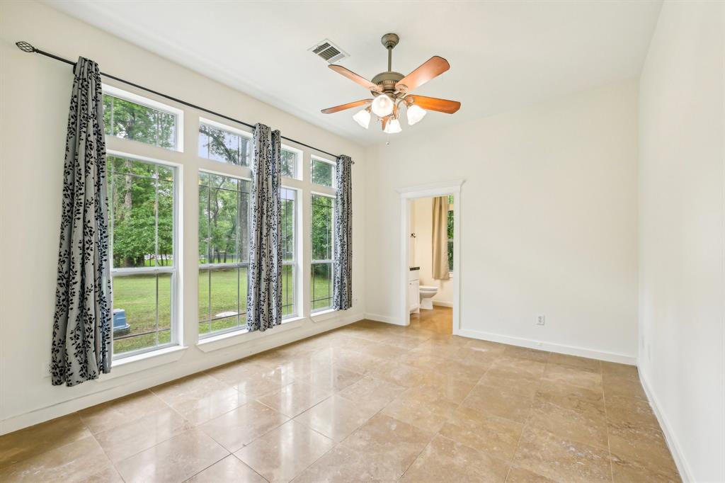 12061 Oak Forest Lane, Conroe, Texas image 15