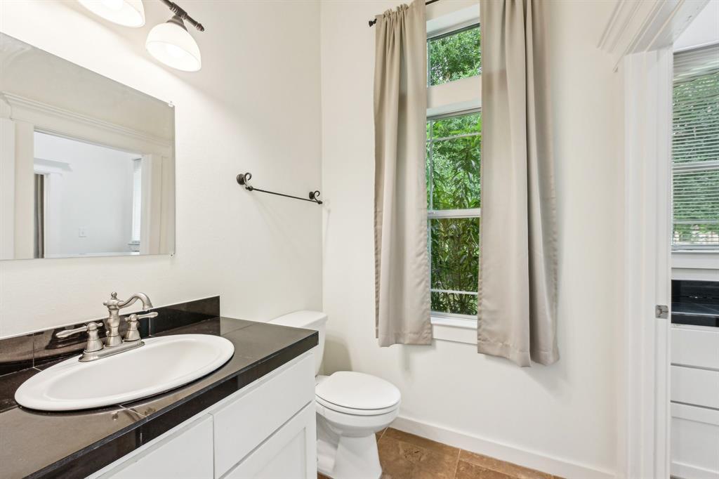 12061 Oak Forest Lane, Conroe, Texas image 23