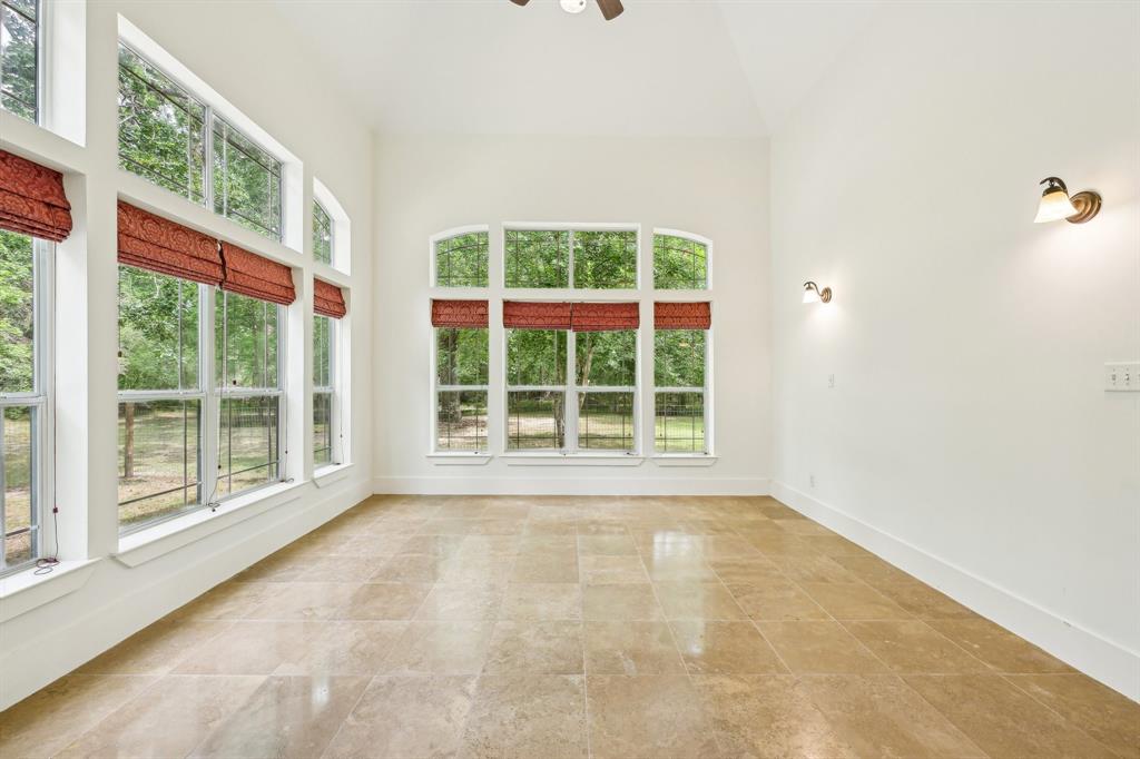 12061 Oak Forest Lane, Conroe, Texas image 27