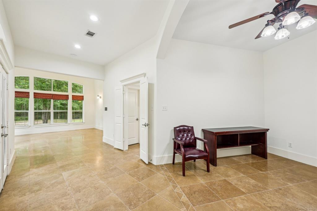 12061 Oak Forest Lane, Conroe, Texas image 25