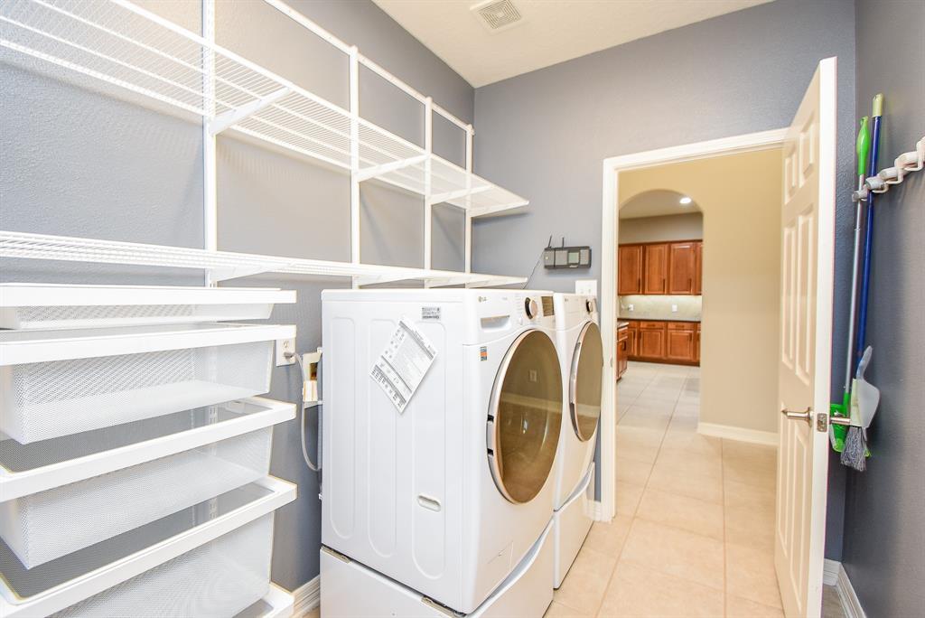 Houston, Texas 77095, United States, 4 Bedrooms Bedrooms, ,4 BathroomsBathrooms,Residential,Active,135567