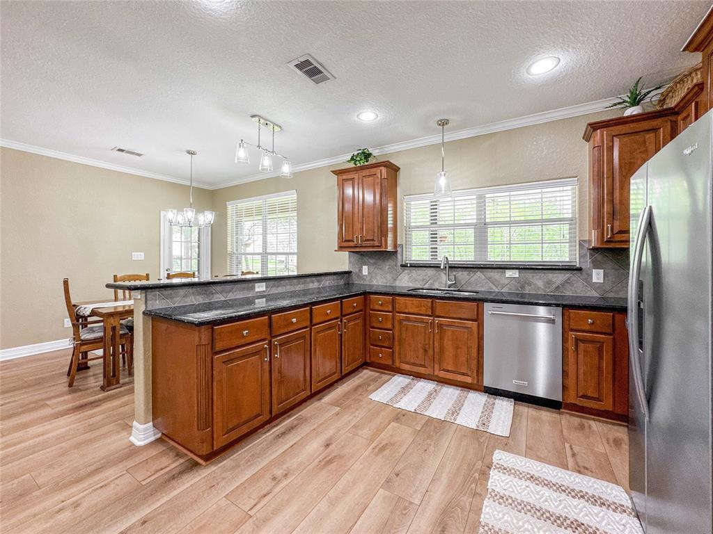 15229 Cedar Street, Santa Fe, Texas image 11