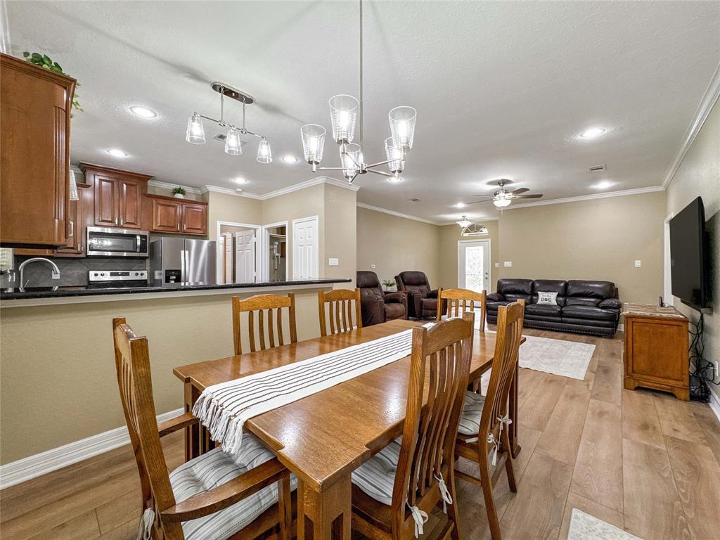 15229 Cedar Street, Santa Fe, Texas image 8