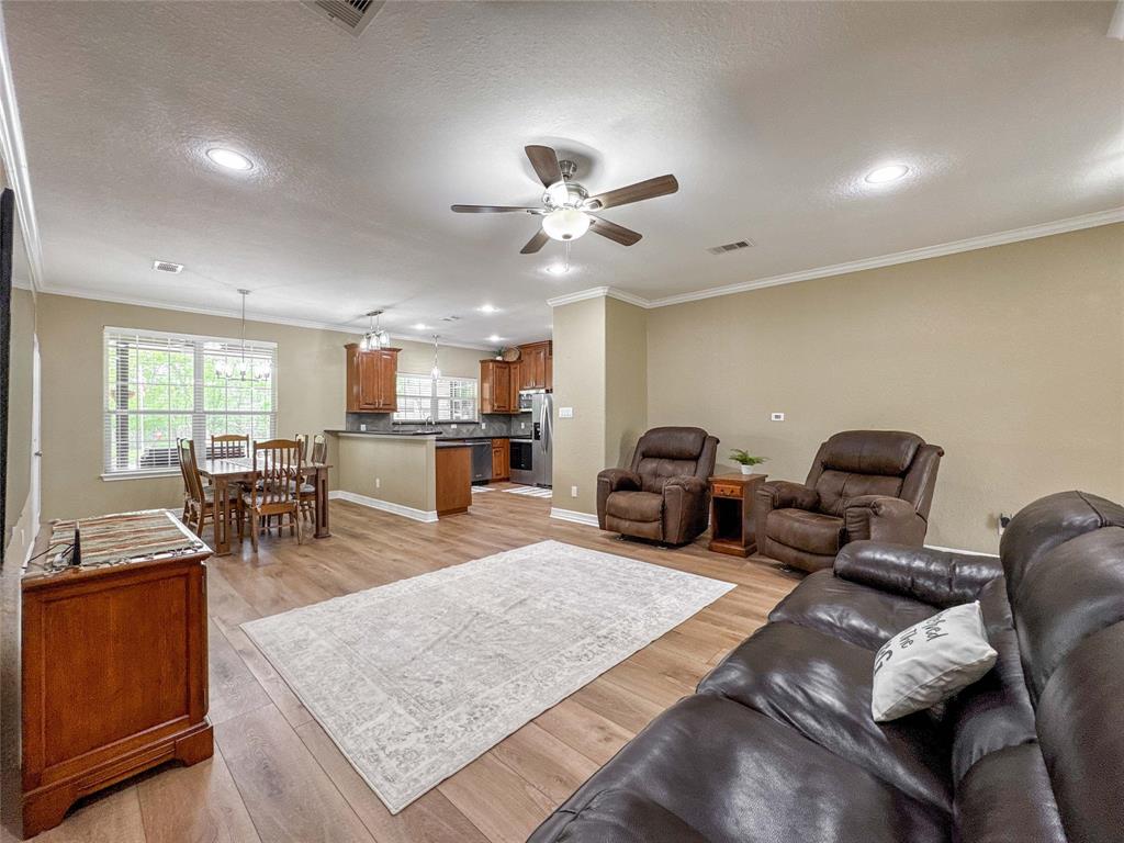 15229 Cedar Street, Santa Fe, Texas image 7