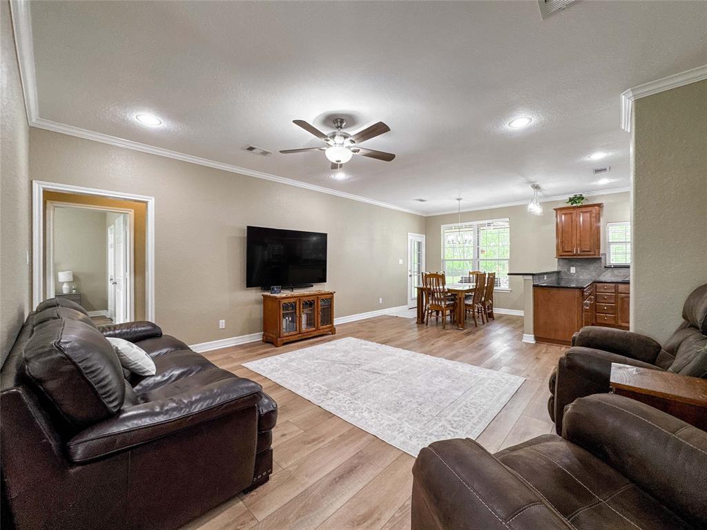 15229 Cedar Street, Santa Fe, Texas image 5