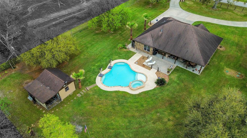 15229 Cedar Street, Santa Fe, Texas image 1