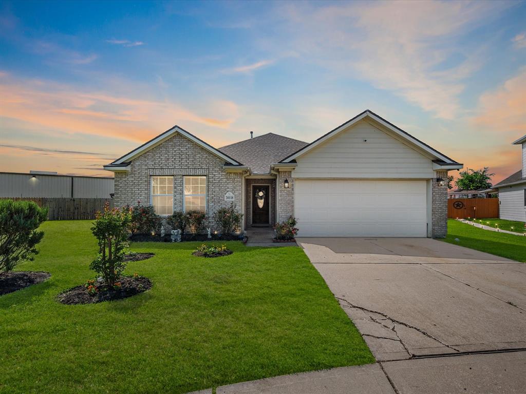 20118 Lakespire Drive, Katy, Texas image 1