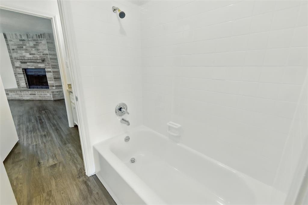 2079 Country Village Boulevard #C, Humble, Texas image 15