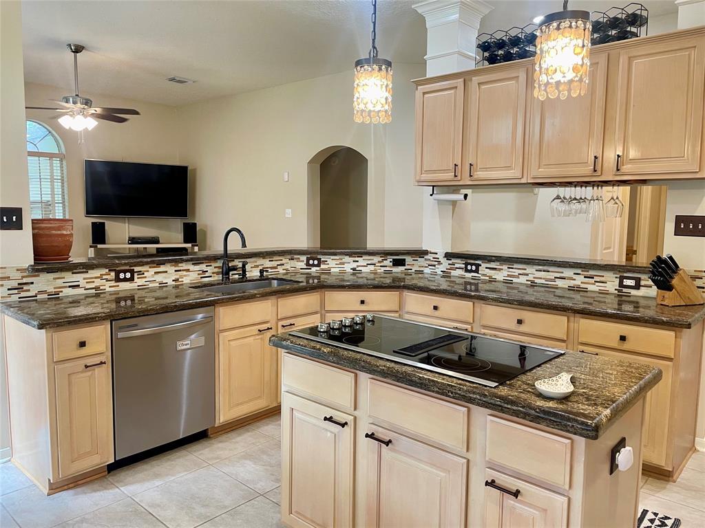 1127 MARINER COVE
