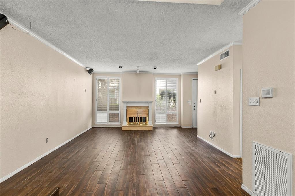1112 Bering Drive 47