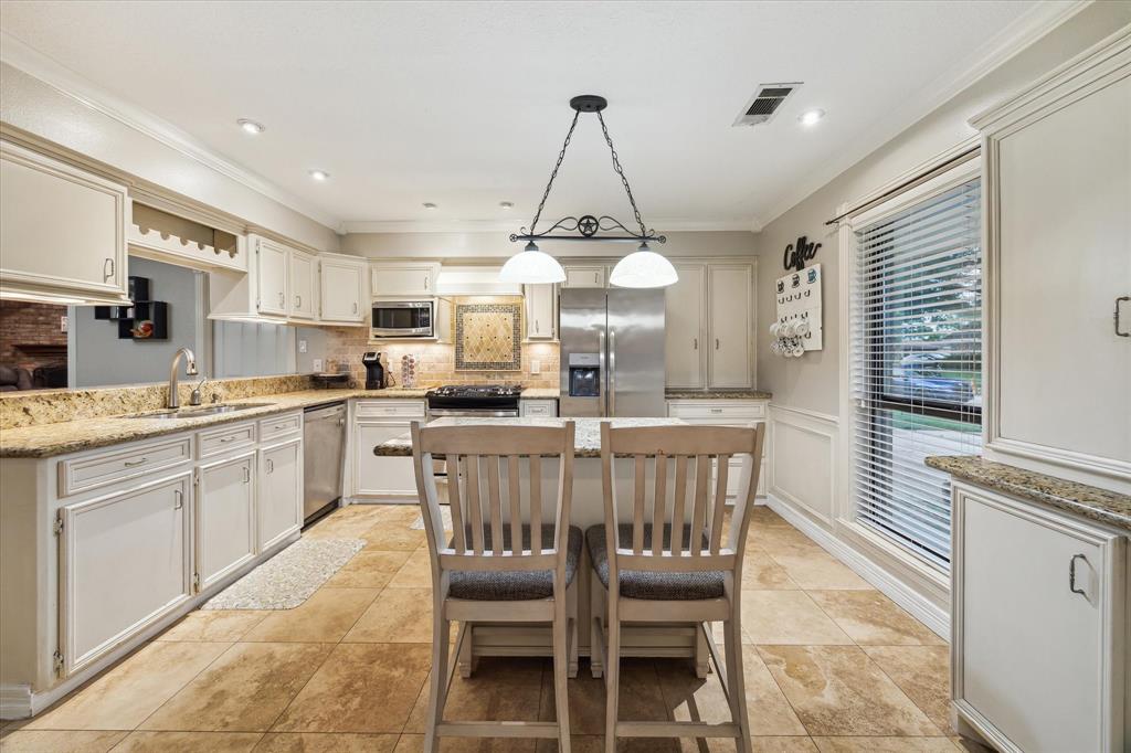 5911 Hewitt Drive, Houston, Texas image 12