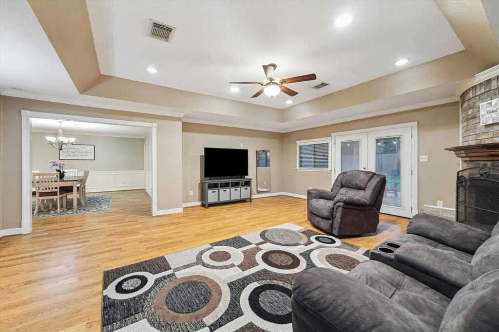 5911 Hewitt Drive, Houston, Texas image 8