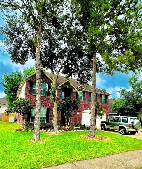 Single Family Residence in Missouri City TX 2711 Sedona Creek Drive.jpg