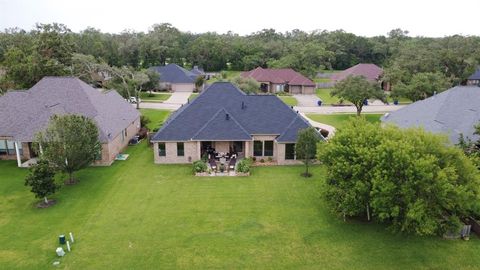 A home in Angleton