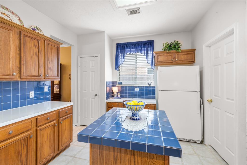 3402 La Mer Lane, Spring, Texas image 12