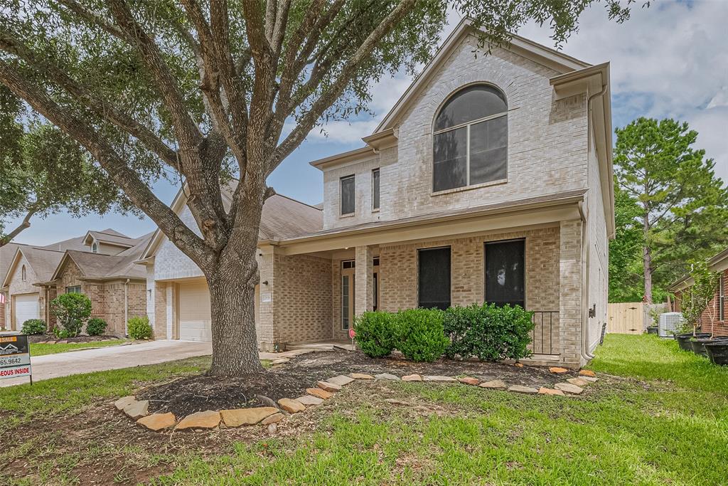 2938 Intrepid Elm Street