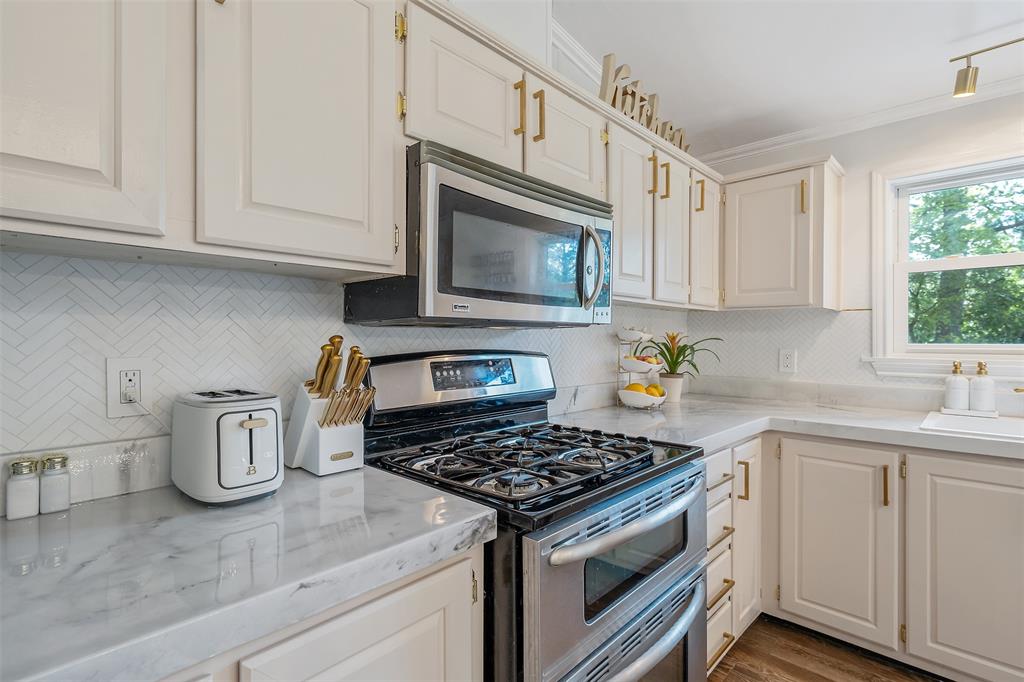980 County Road 1705, Jacksonville, Texas image 18