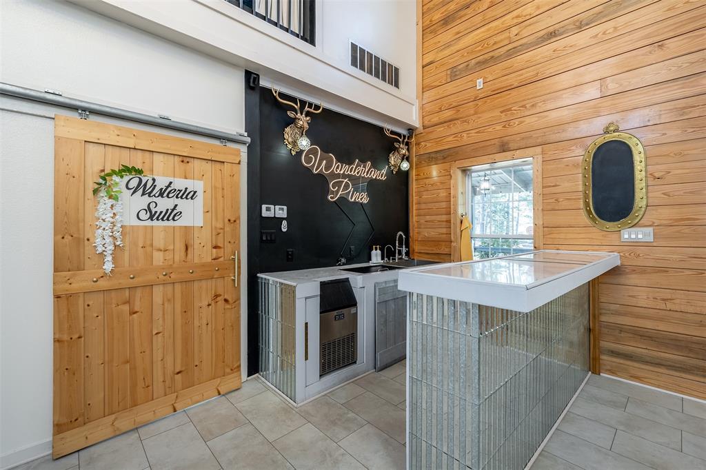 980 County Road 1705, Jacksonville, Texas image 37