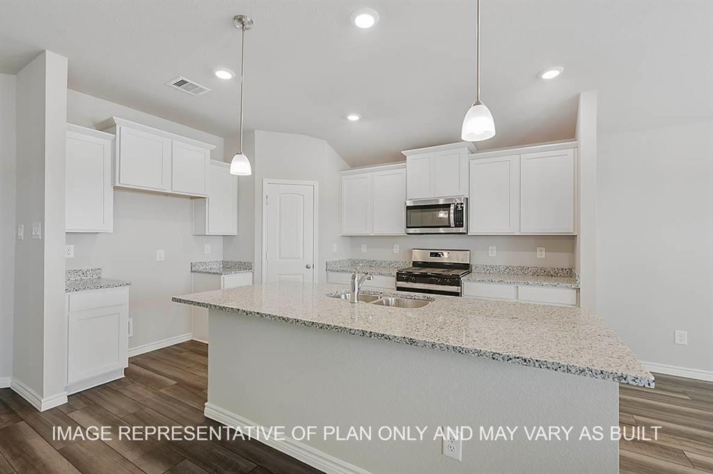 1215 Kennesaw Drive, College Station, Texas image 1