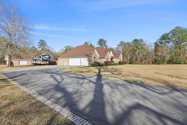 9050 Terry Estates Drive, Orange, Texas image 4