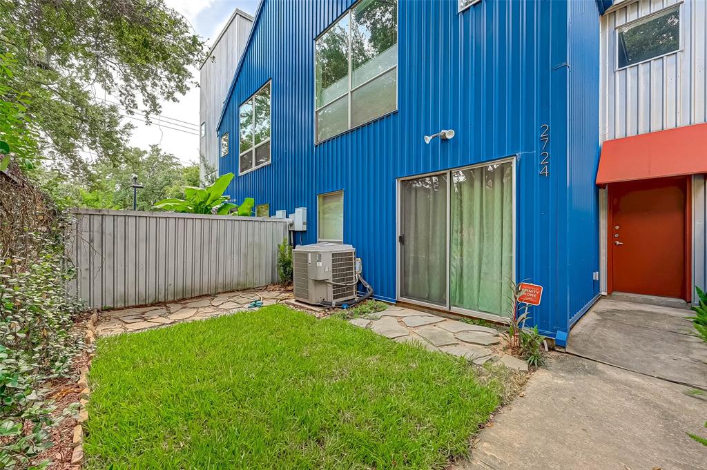 Houston, Texas 77004, United States, 2 Bedrooms Bedrooms, ,2 BathroomsBathrooms,Residential,Pending,188740