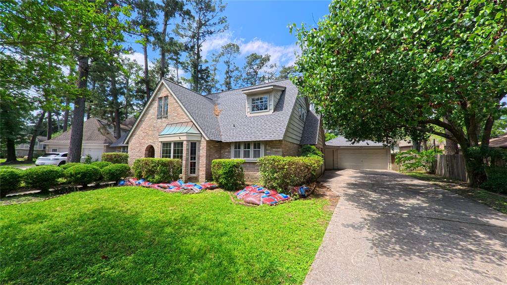 8210 Hollyleaf Drive, Spring, Texas image 4