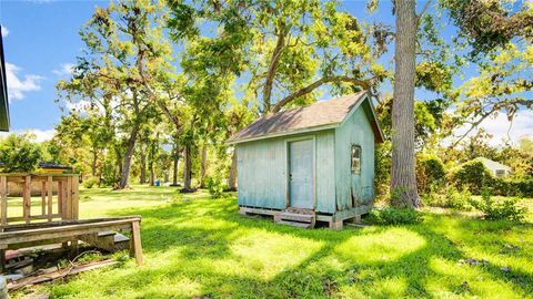 A home in Clute