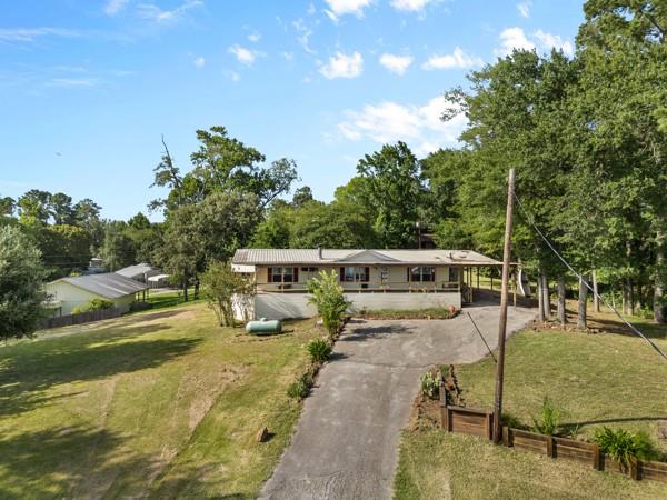 388 Apple Grove