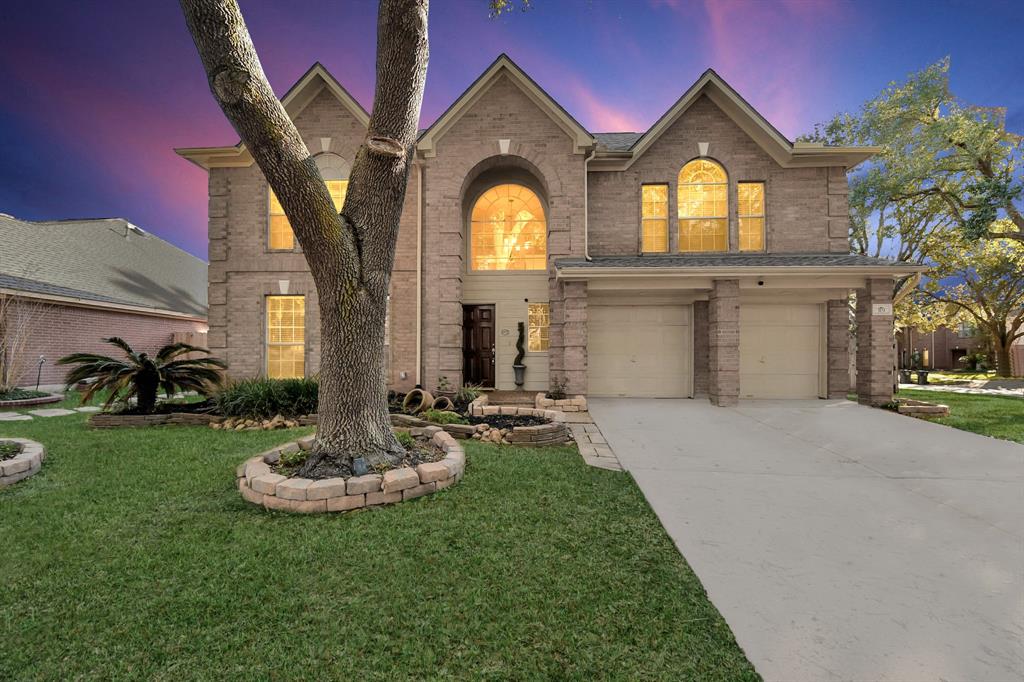 319 Trailwood Court, Sugar Land, Texas image 35