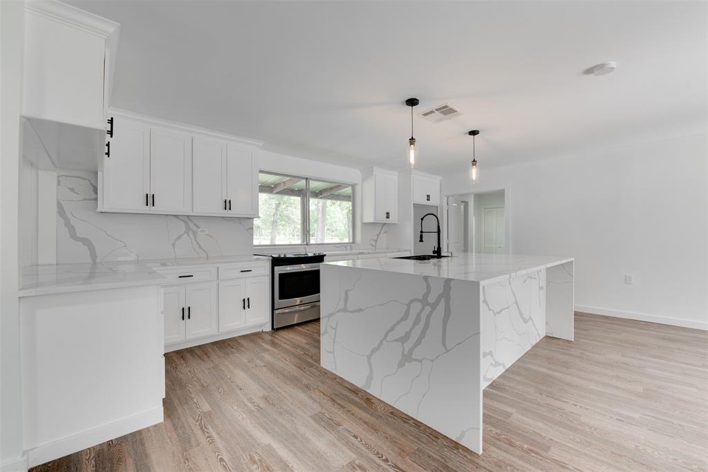 Hockley, Texas 77447, United States, 3 Bedrooms Bedrooms, ,2 BathroomsBathrooms,Residential,Pending,52117