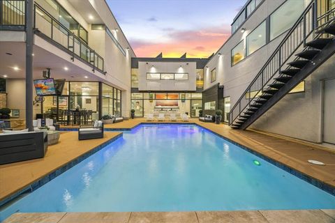 MLS: 80548903