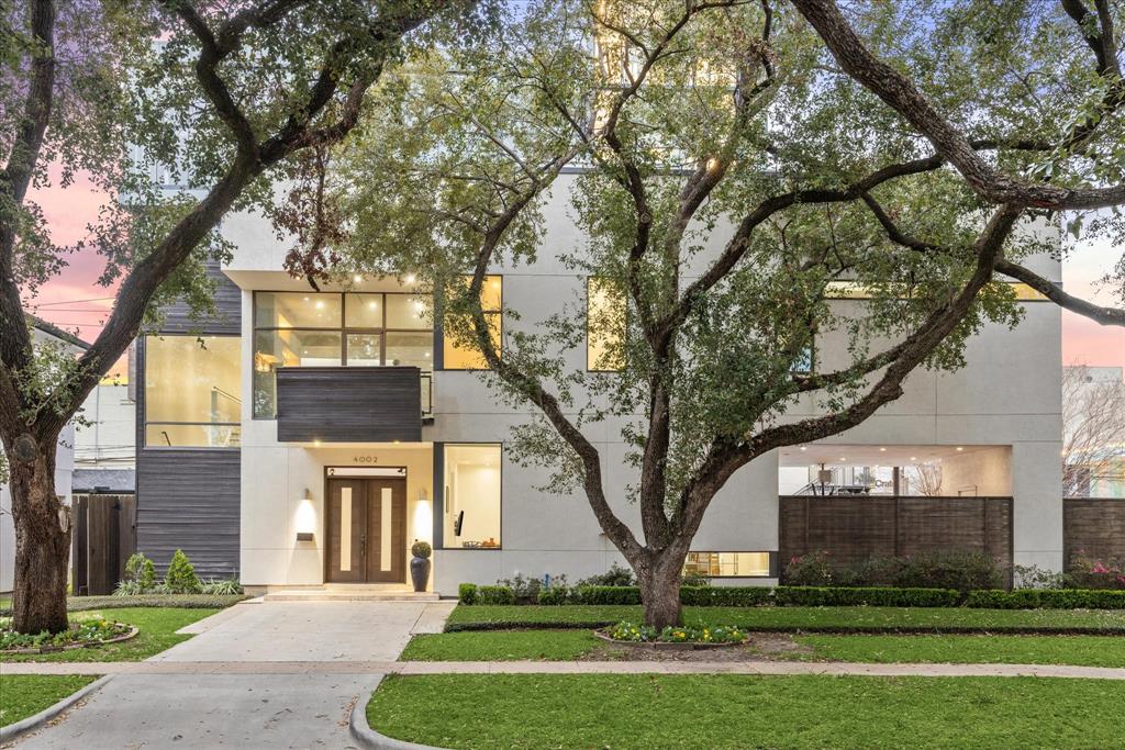 4002 Chatham Lane