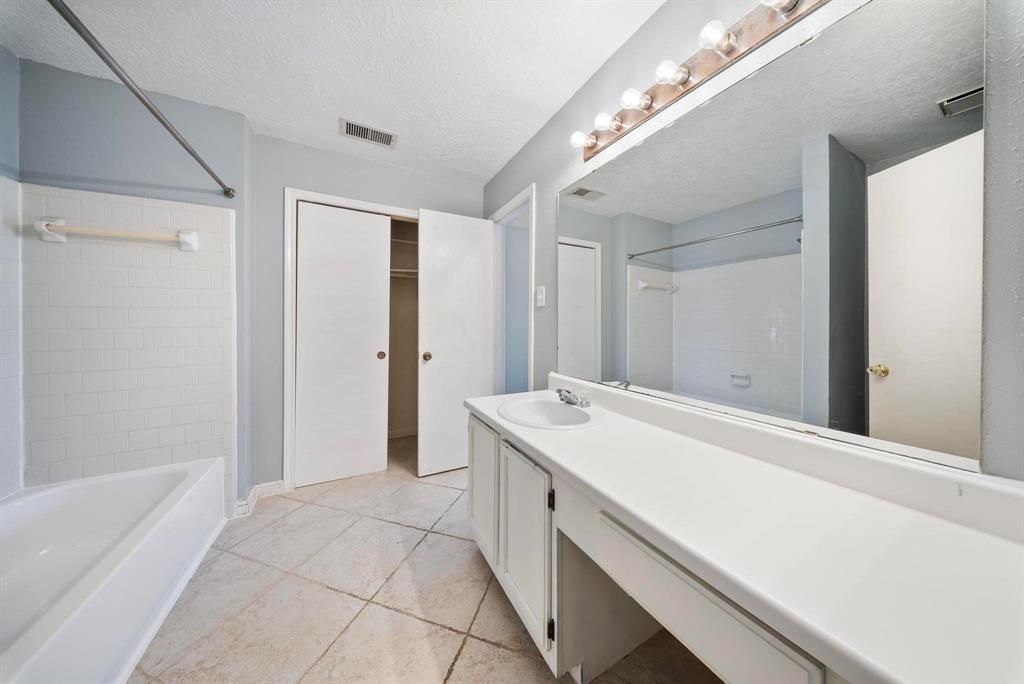 15242 Peachmeadow Lane, Channelview, Texas image 14