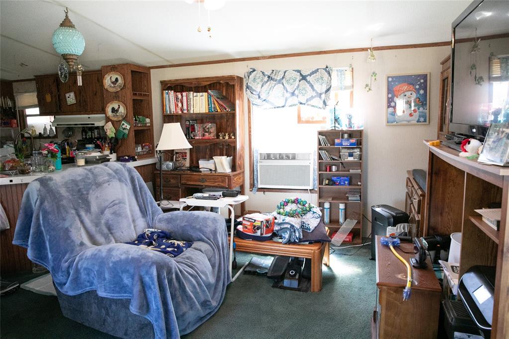 400 S Railroad Street, Burton, Texas image 7