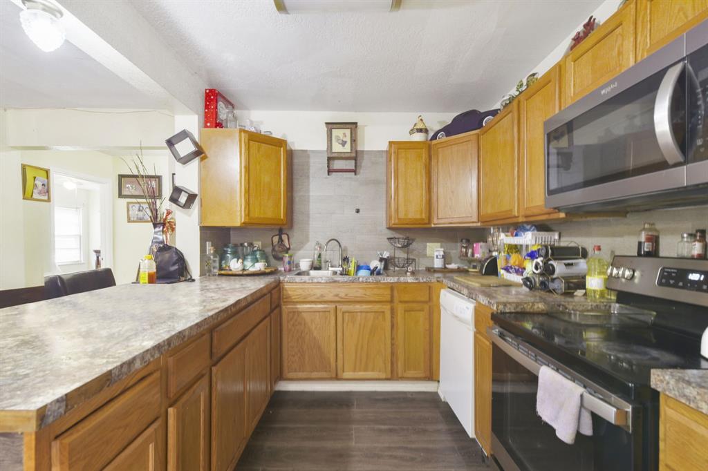 1732 Lynn Lane