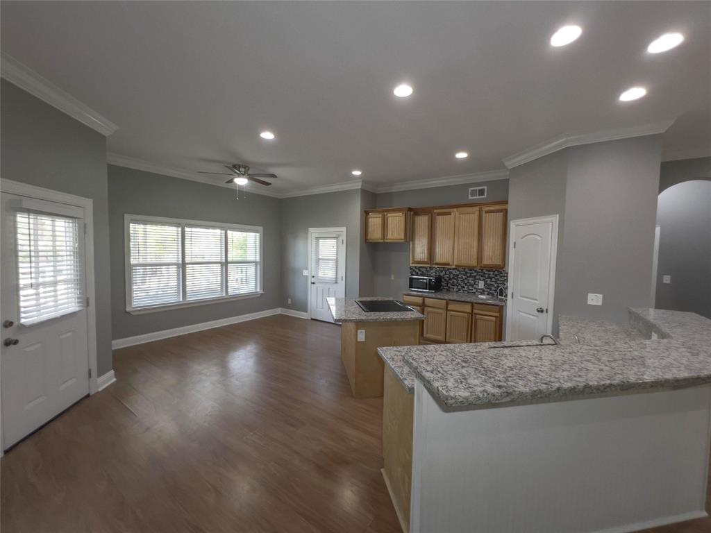 4324 Holstein Drive, Cleveland, Texas image 6
