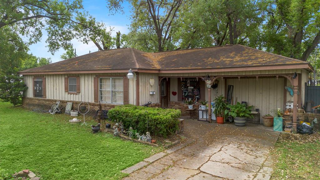 8209 Western Drive, Houston, Texas image 1