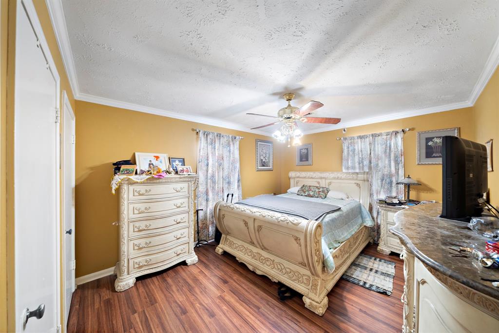 8209 Western Drive, Houston, Texas image 6