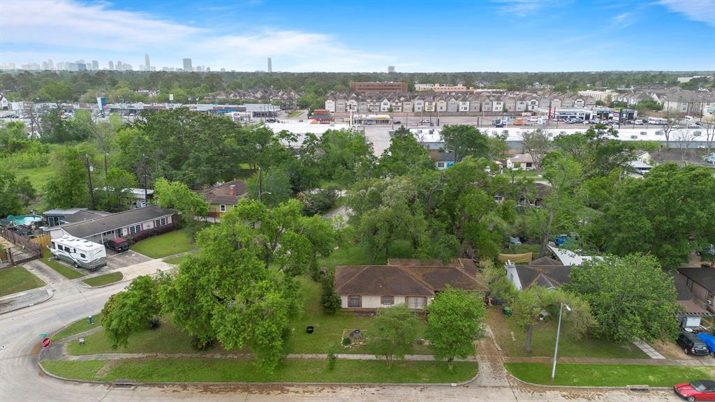 8209 Western Drive, Houston, Texas image 15