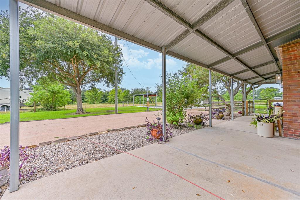 Hitchcock, Texas 77563, United States, 4 Bedrooms Bedrooms, ,4 BathroomsBathrooms,Residential,Active,181490